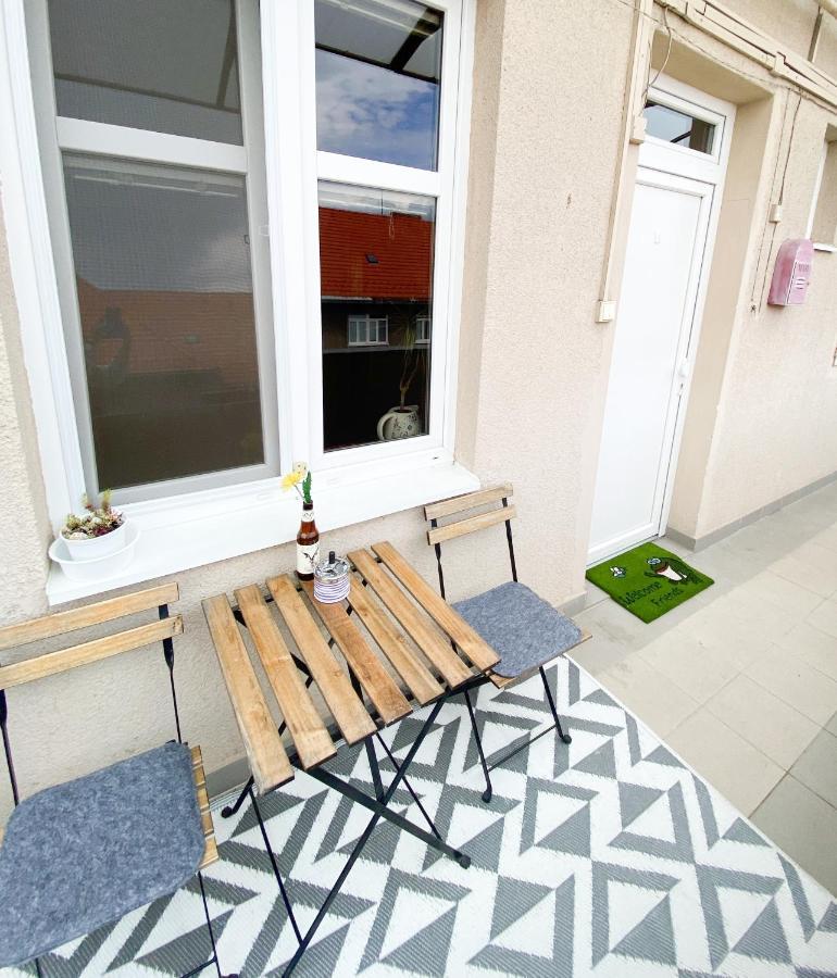 Trnavske Myto Apartman - Nove Mesto Братислава Екстер'єр фото